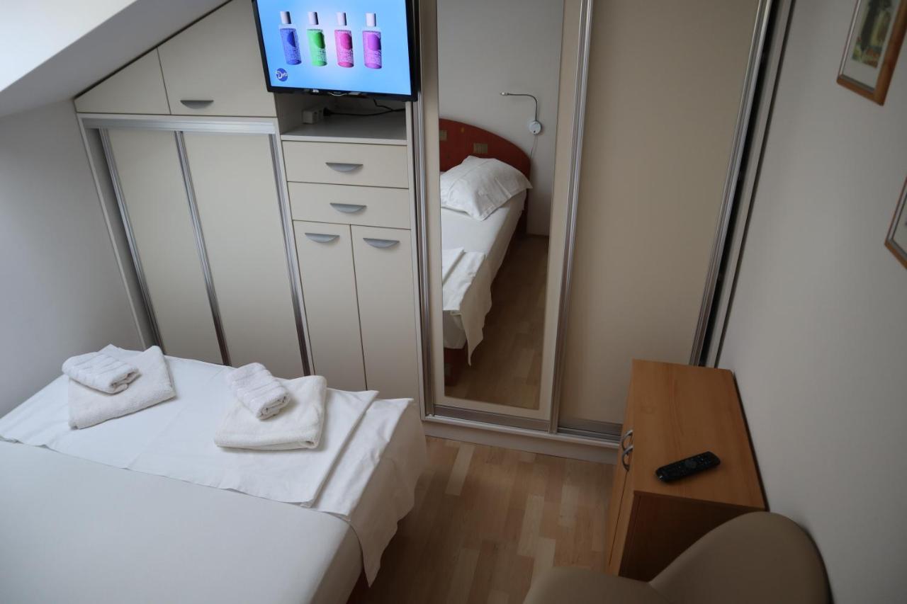 Apartments Iva Und Franka Omiš Eksteriør bilde