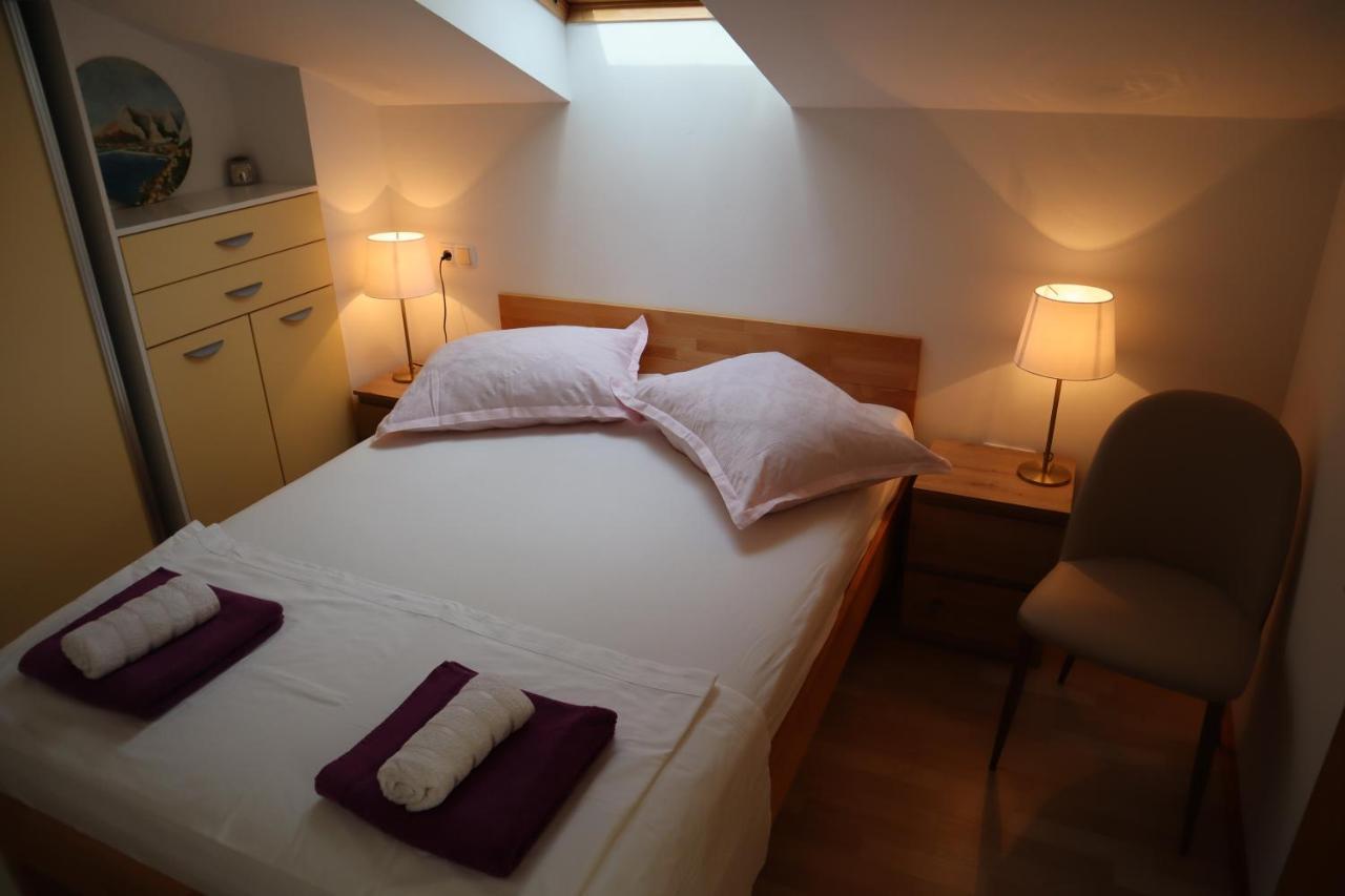Apartments Iva Und Franka Omiš Eksteriør bilde
