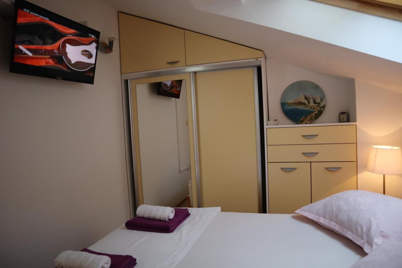 Apartments Iva Und Franka Omiš Eksteriør bilde