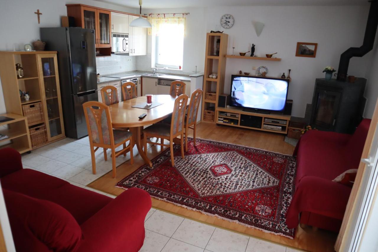 Apartments Iva Und Franka Omiš Eksteriør bilde