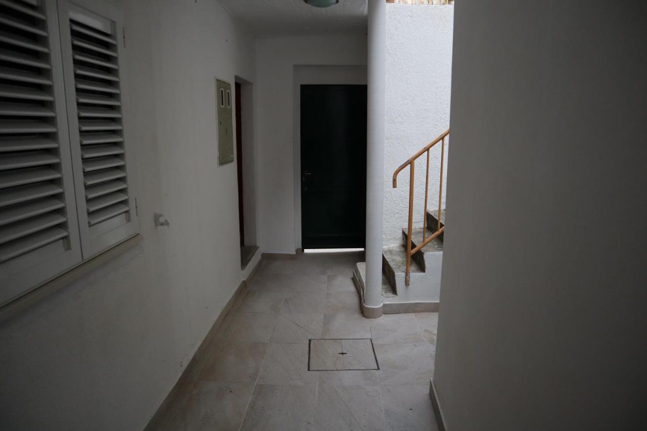 Apartments Iva Und Franka Omiš Eksteriør bilde